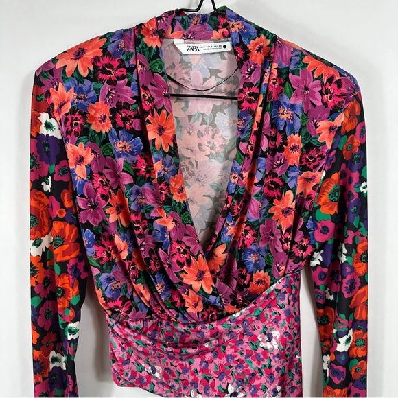 Zara Floral V-Neck Wrap Top - Multicolor | US Size Small - Picture 4 of 12